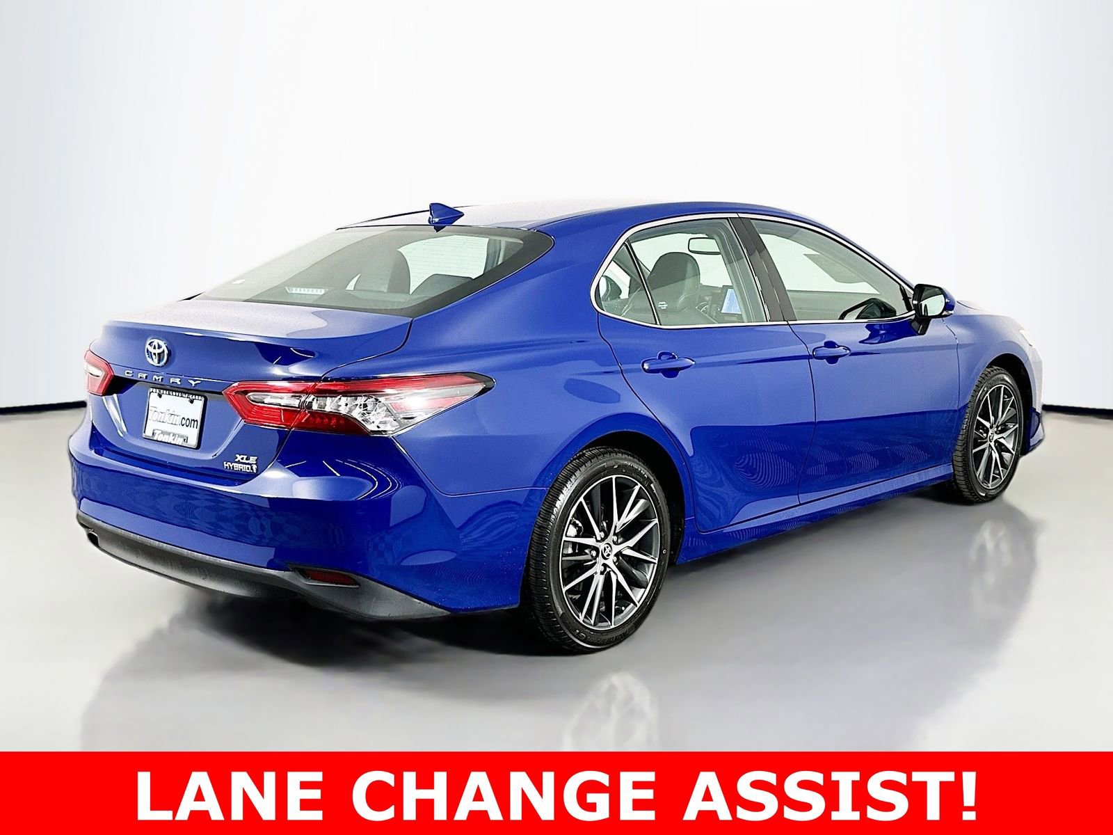 Certified 2024 Toyota Camry XLE w/ Navigation Package image 7