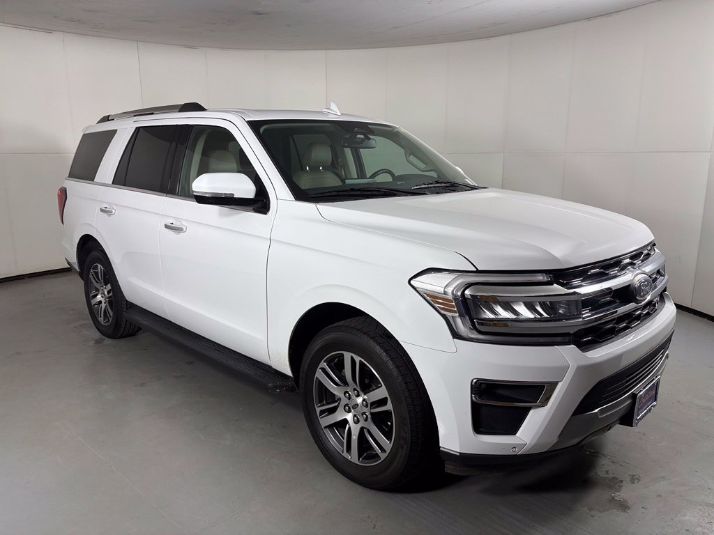 Used 2024 Ford Expedition Limited AWD/4WD image 2