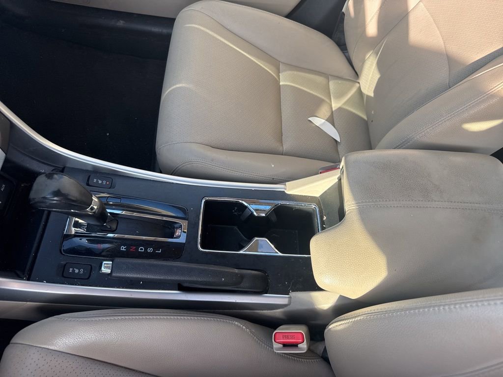 Used 2015 Honda Accord EX-L image 39