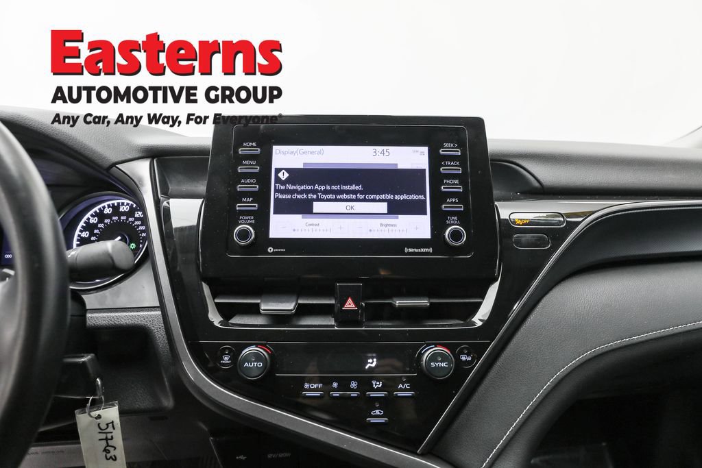 Used 2024 Toyota Camry SE FWD image 12