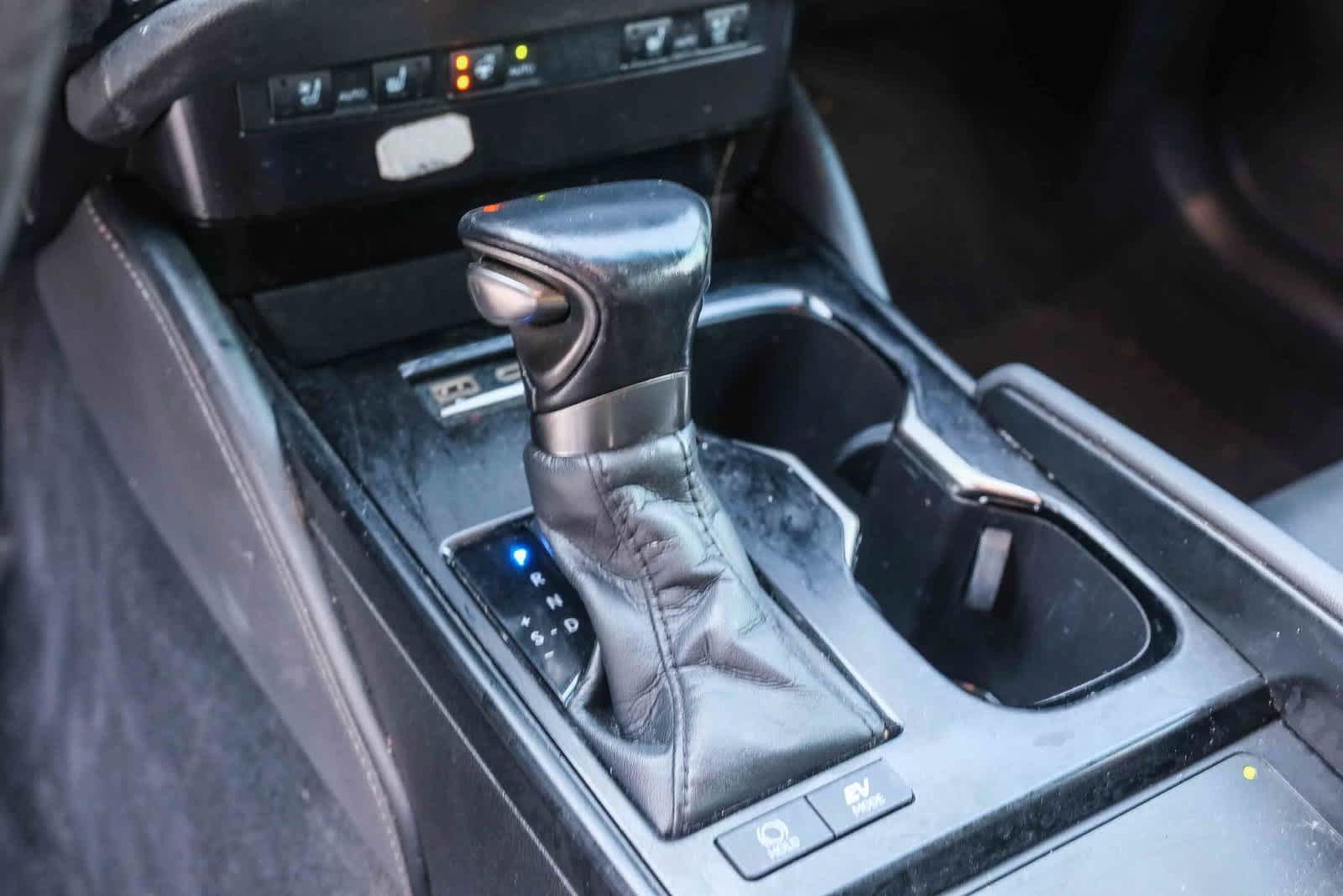 Used 2023 Lexus ES 300h w/ Premium Package FWD image 21