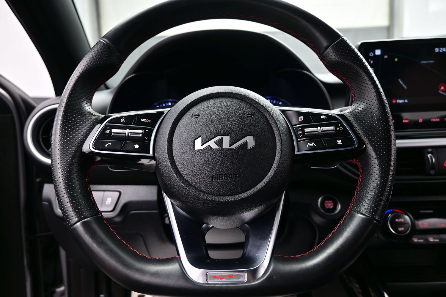 Used 2024 Kia Forte GT FWD image 22