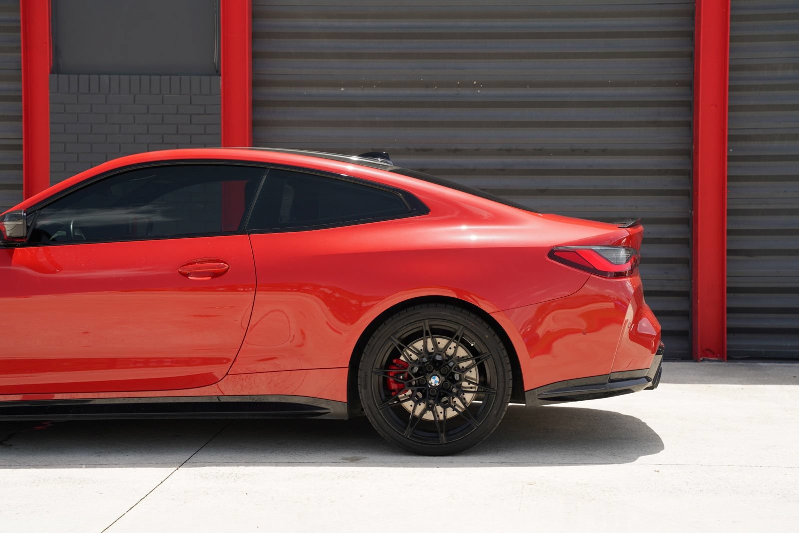 Used 2021 BMW M4 Competition w/ M Carbon Exterior Package RWD image 13