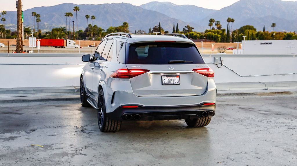 Used 2025 Mercedes-Benz GLE 53 AMG 4MATIC image 7
