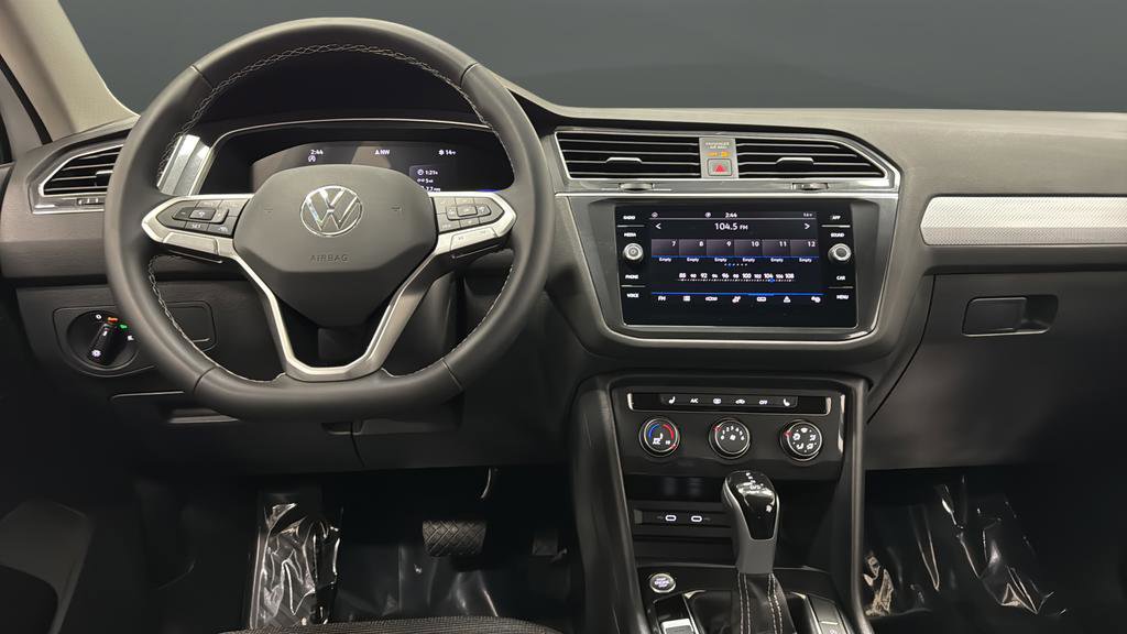 Used 2024 Volkswagen Tiguan S image 13