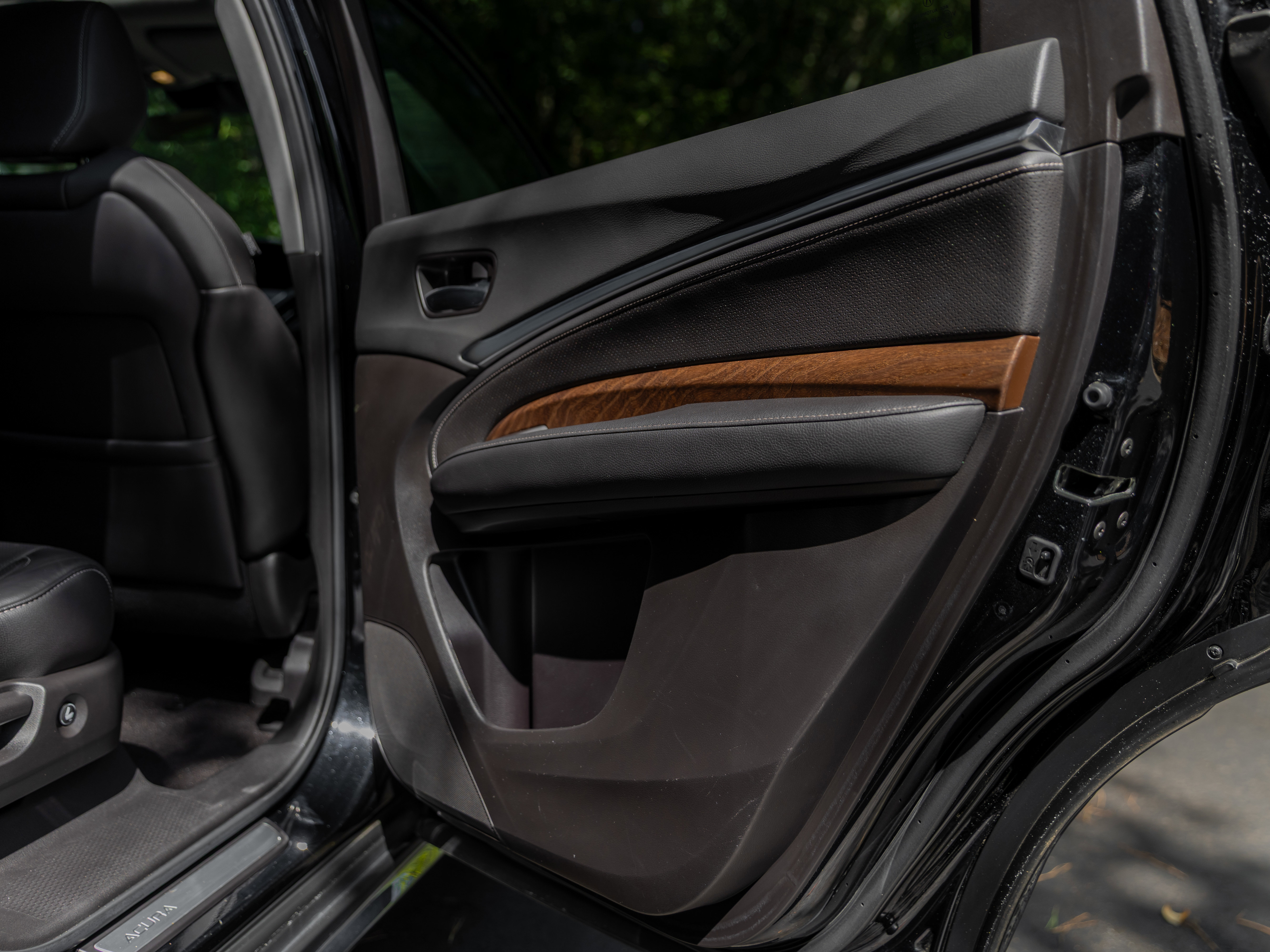 Used 2020 Acura MDX SH-AWD w/ Technology Package image 34