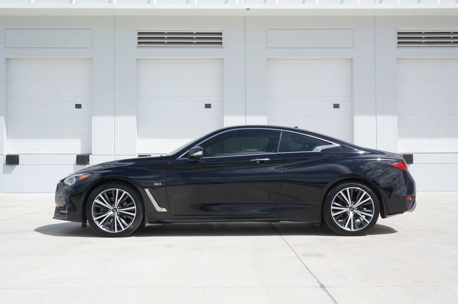 Used 2020 INFINITI Q60 3.0t Luxe w/ Cargo Package image 7