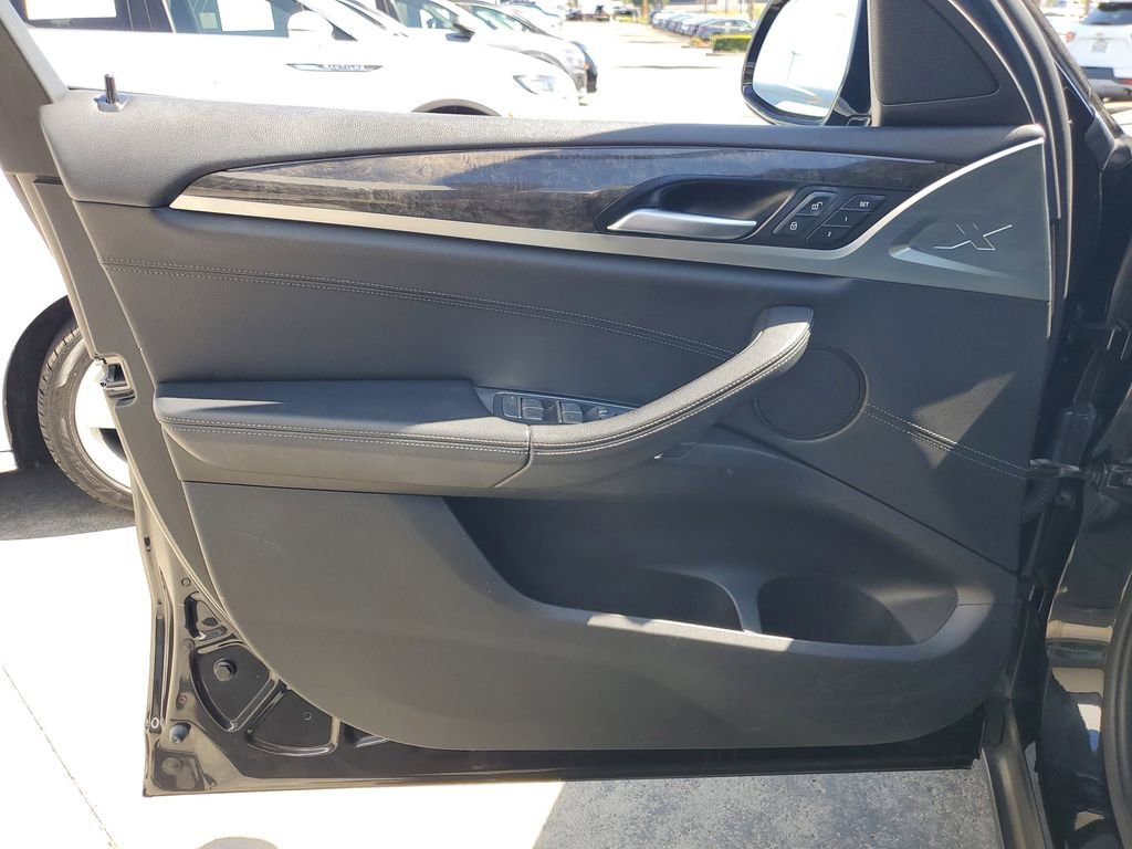 Used 2020 BMW X4 xDrive30i w/ Premium Package image 21
