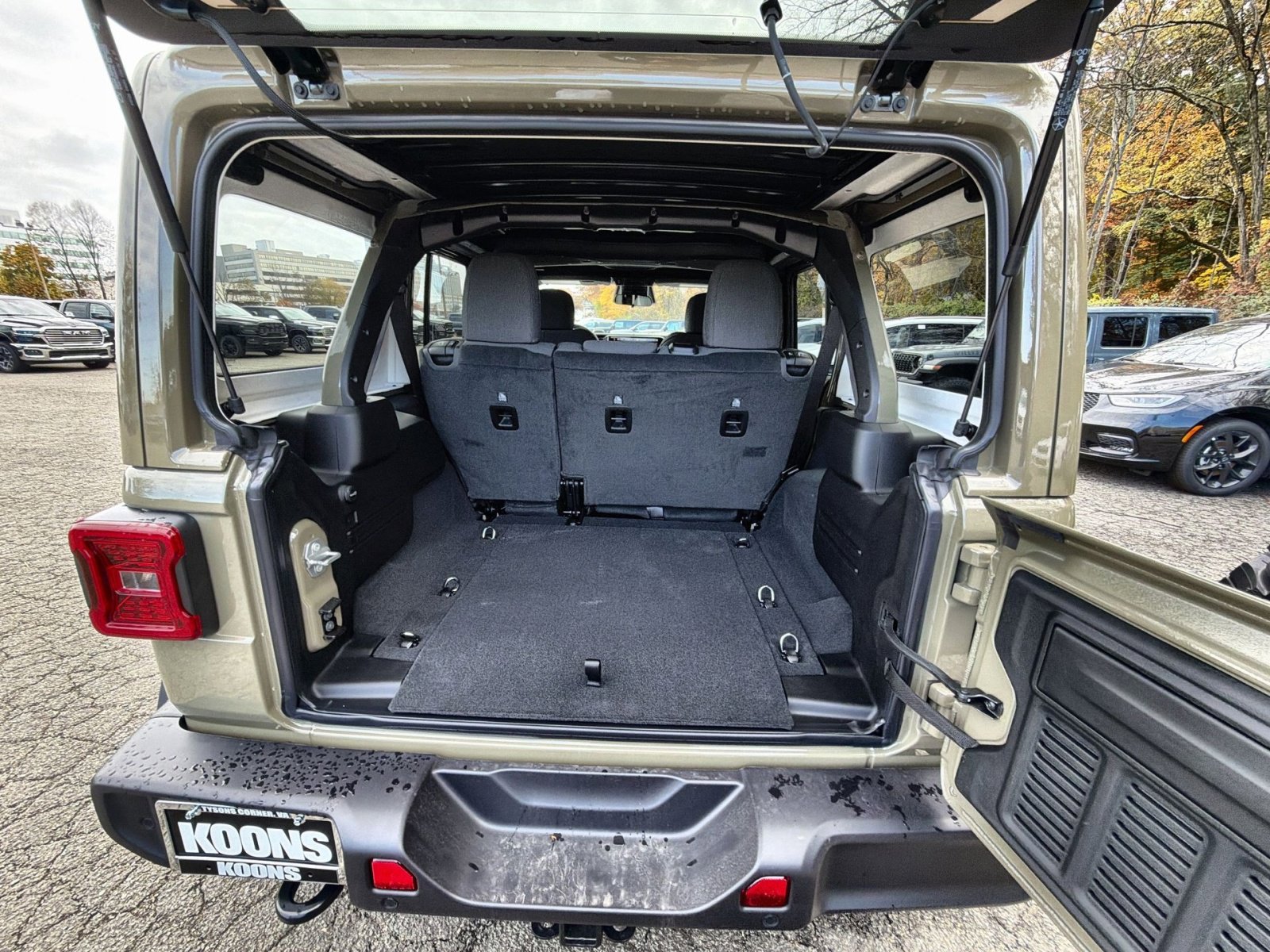 New 2026 Jeep Wrangler Unlimited Sport AWD/4WD image 24