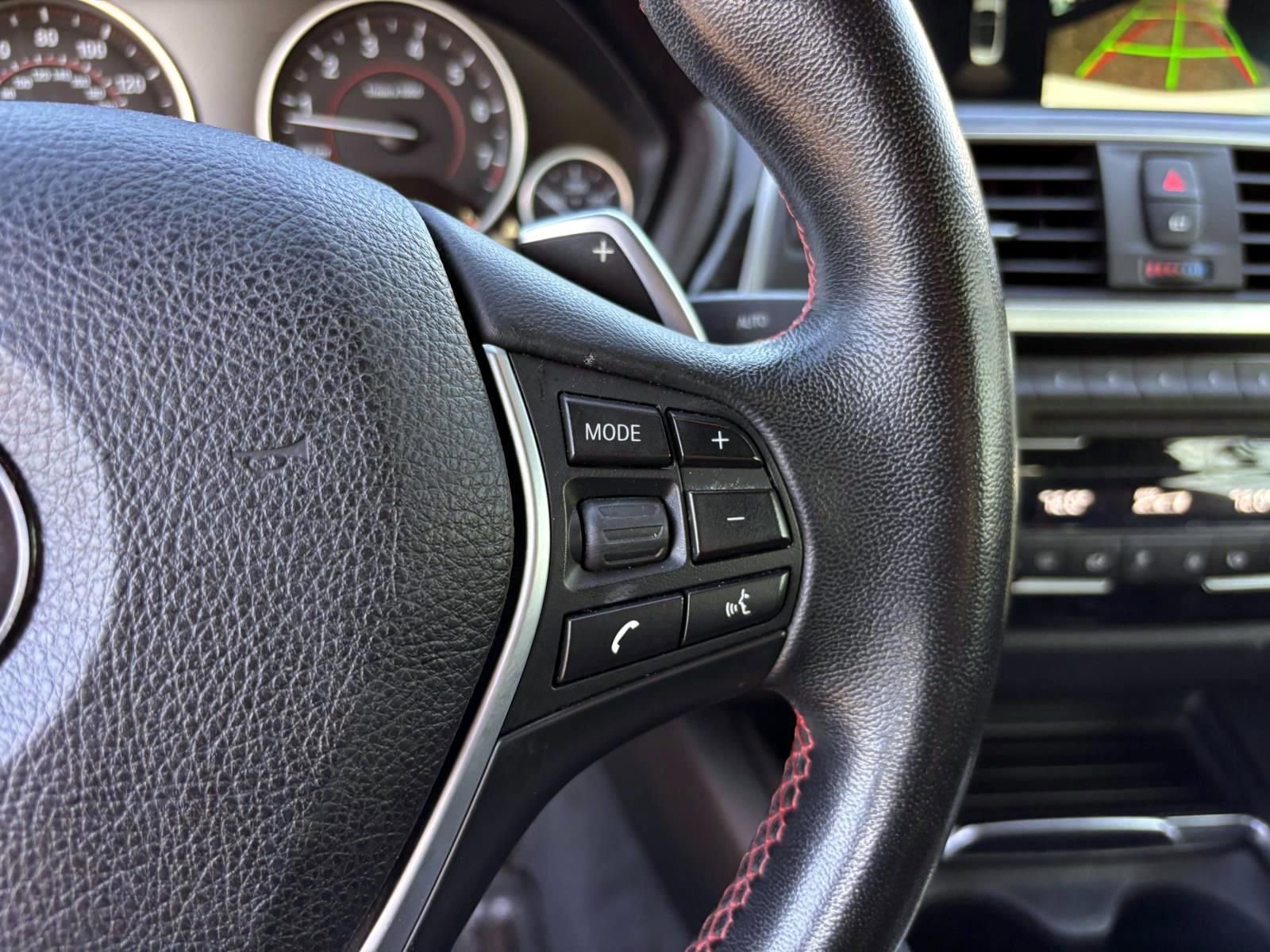 Used 2018 BMW 430i xDrive Convertible image 18