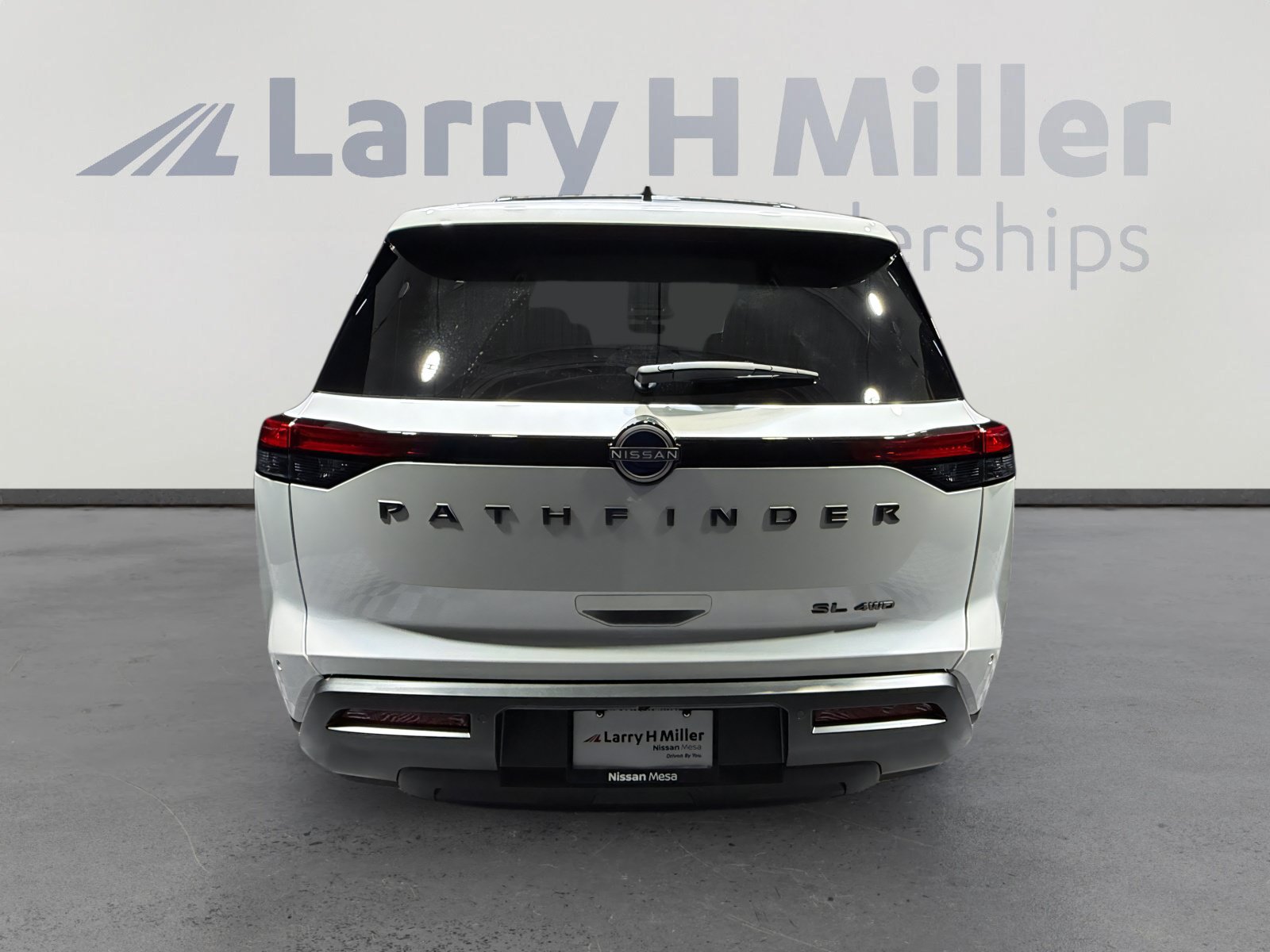 New 2026 Nissan Pathfinder SL AWD/4WD image 4
