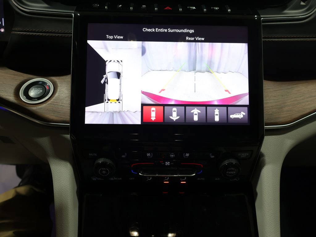 Certified 2021 Jeep Grand Cherokee L Summit w/ Advanced Protech Group IV AWD/4WD image 28