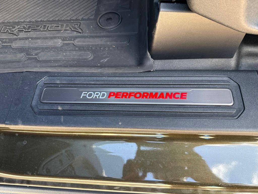 Used 2024 Ford Bronco Raptor w/ Interior Carbon Fiber Pack 6 AWD/4WD image 21