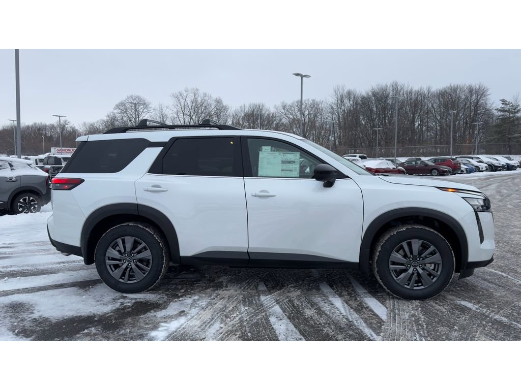 New 2026 Nissan Pathfinder SV image 4