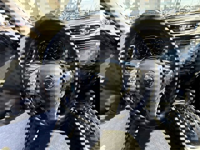 Used 2015 Nissan Rogue S image 14