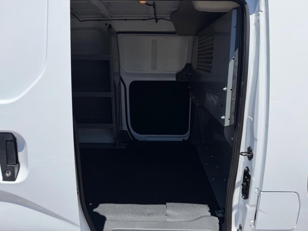 Used 2021 Nissan NV200 SV w/ Back Door Glass Package FWD image 18