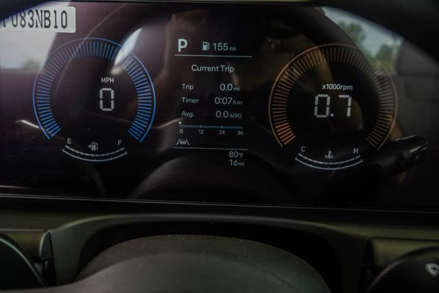 New 2026 Hyundai Santa Cruz SE FWD image 32