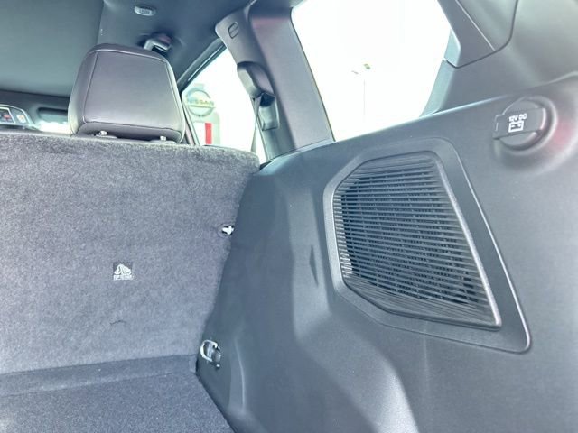 New 2026 Jeep Cherokee Overland image 13