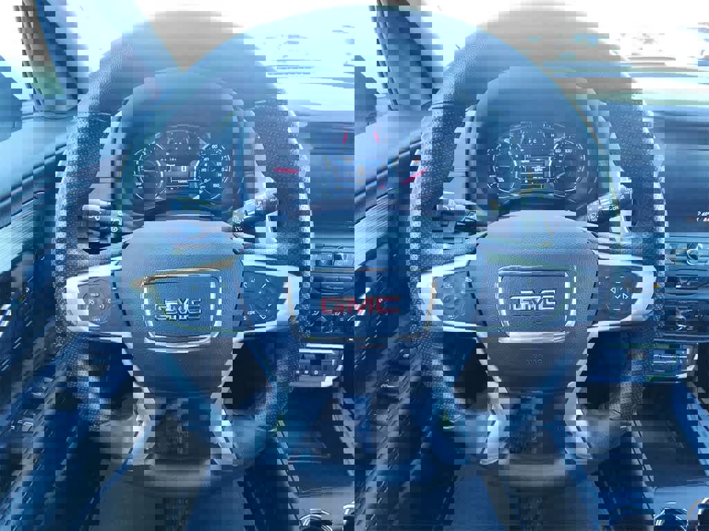 Certified 2024 GMC Terrain SLE w/ Driver Convenience Package image 14