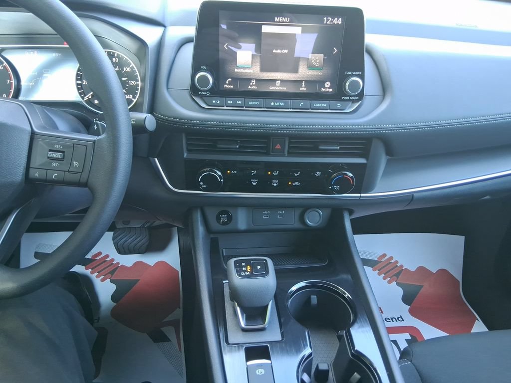 Used 2026 Nissan Rogue S FWD image 22