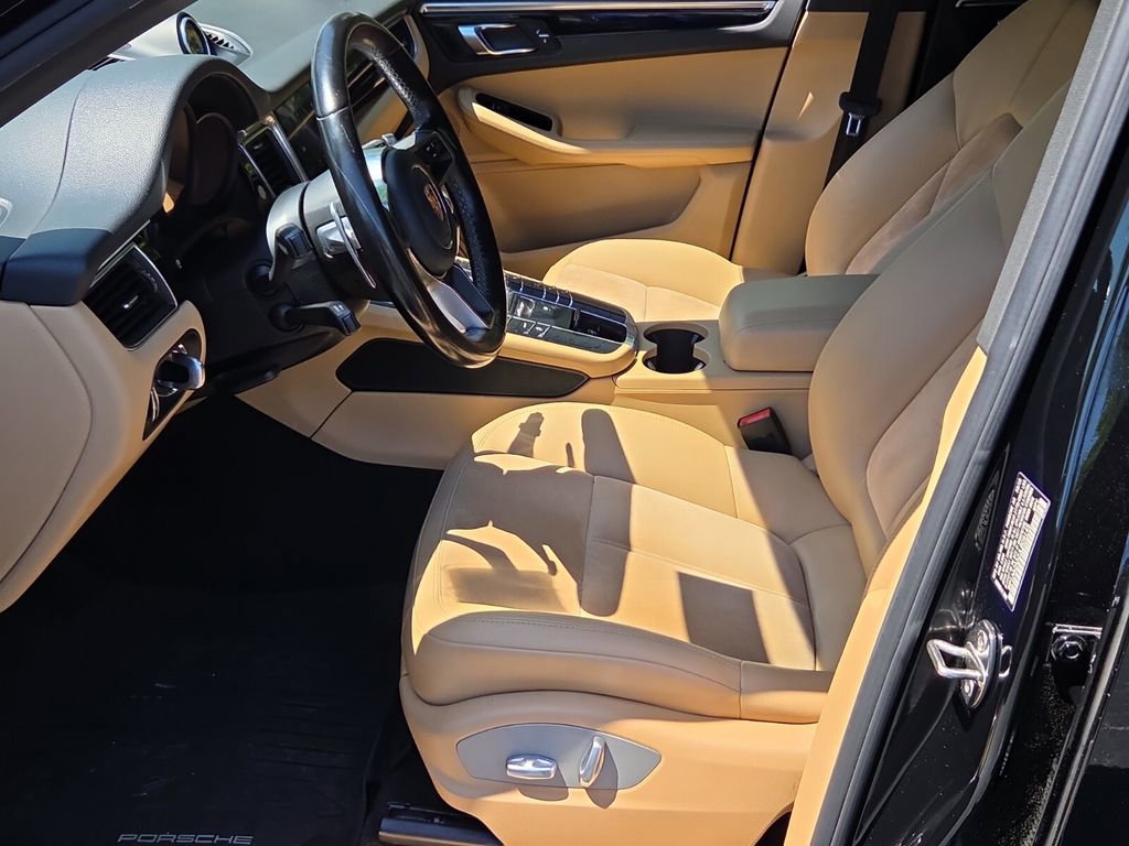 Used 2018 Porsche Macan image 10