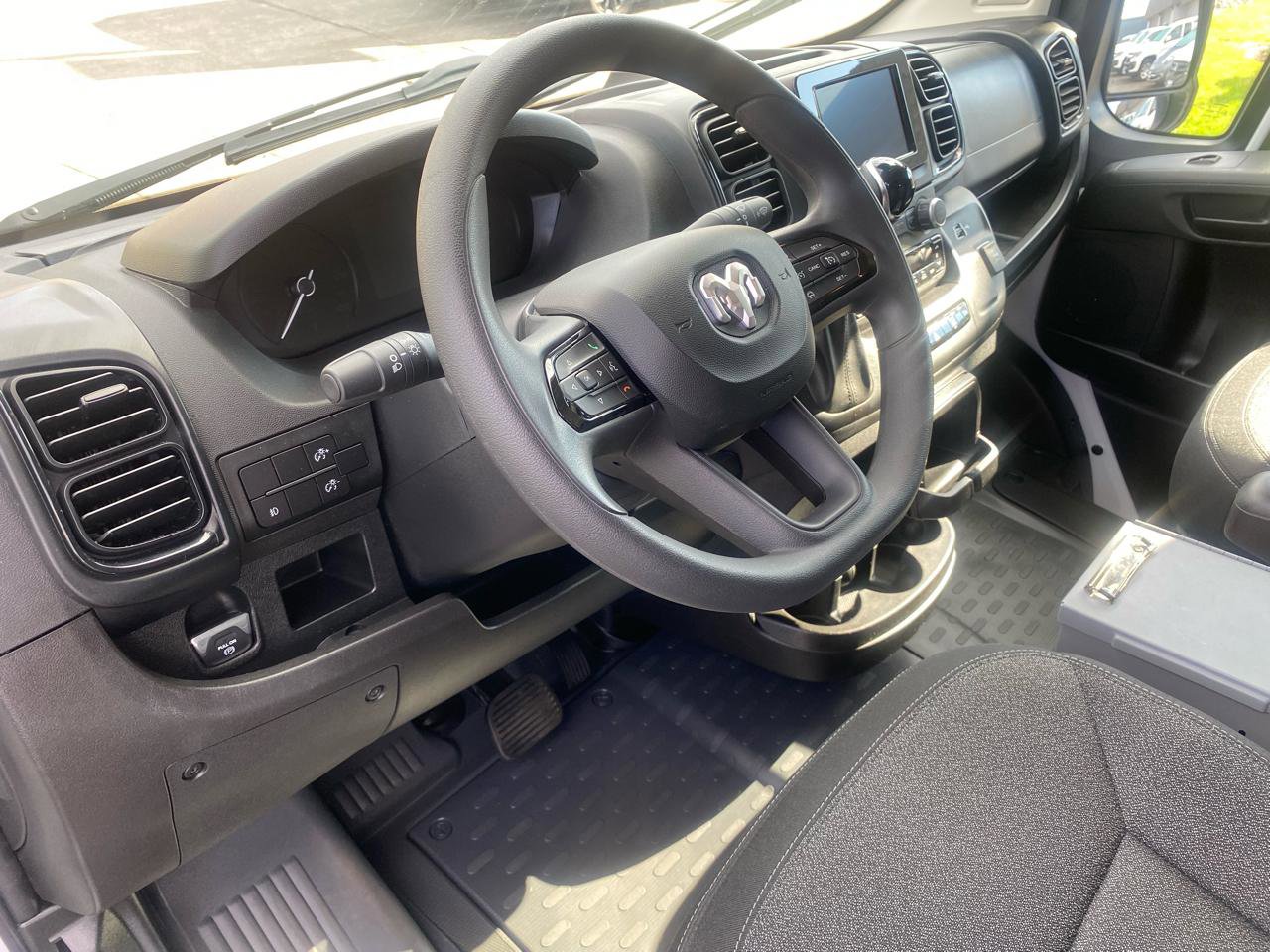 Used 2024 RAM ProMaster 1500 w/ Convenience Group image 16