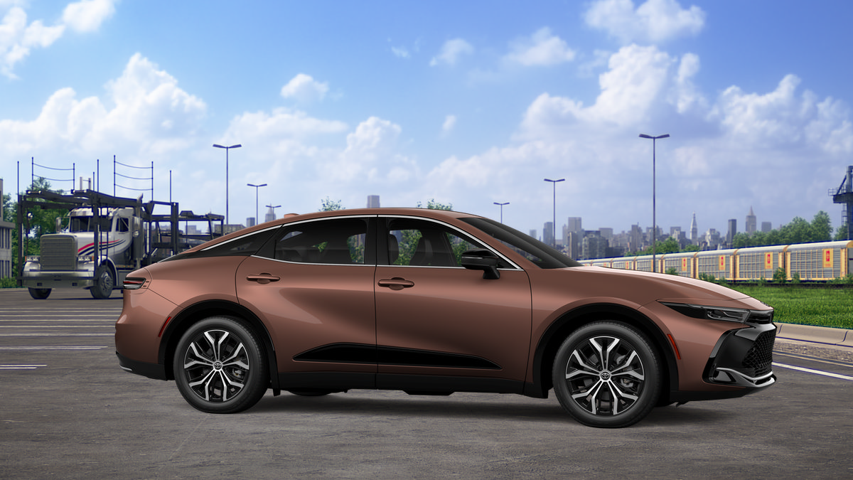 New 2027 Toyota Crown AWD/4WD image 13