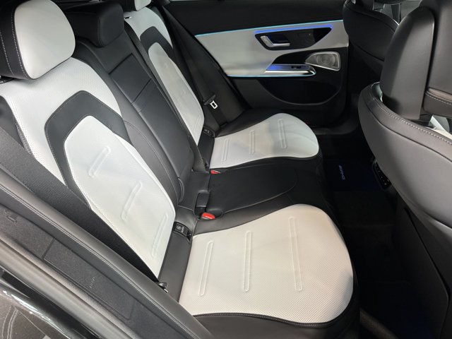 New 2026 Mercedes-Benz E 53 AMG e 4MATIC Wagon image 5