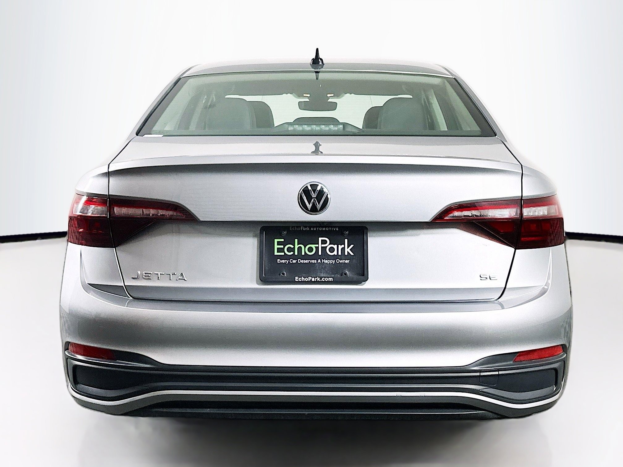 Used 2024 Volkswagen Jetta SE image 7