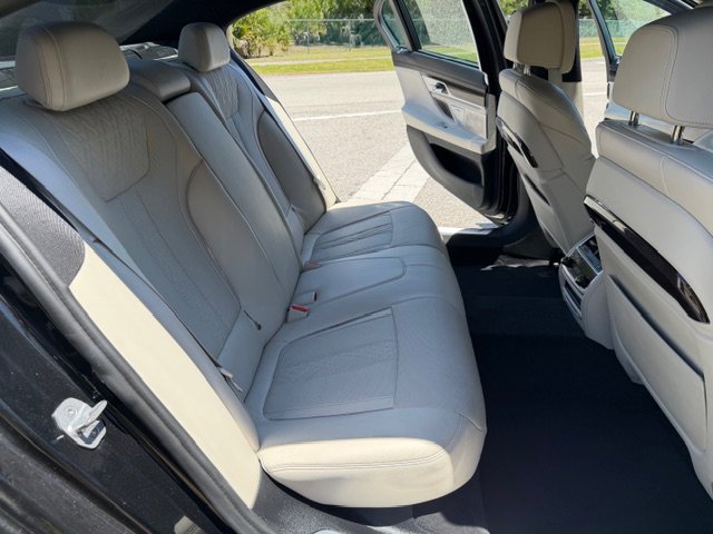 Used 2019 BMW 740i w/ Executive Package RWD image 17