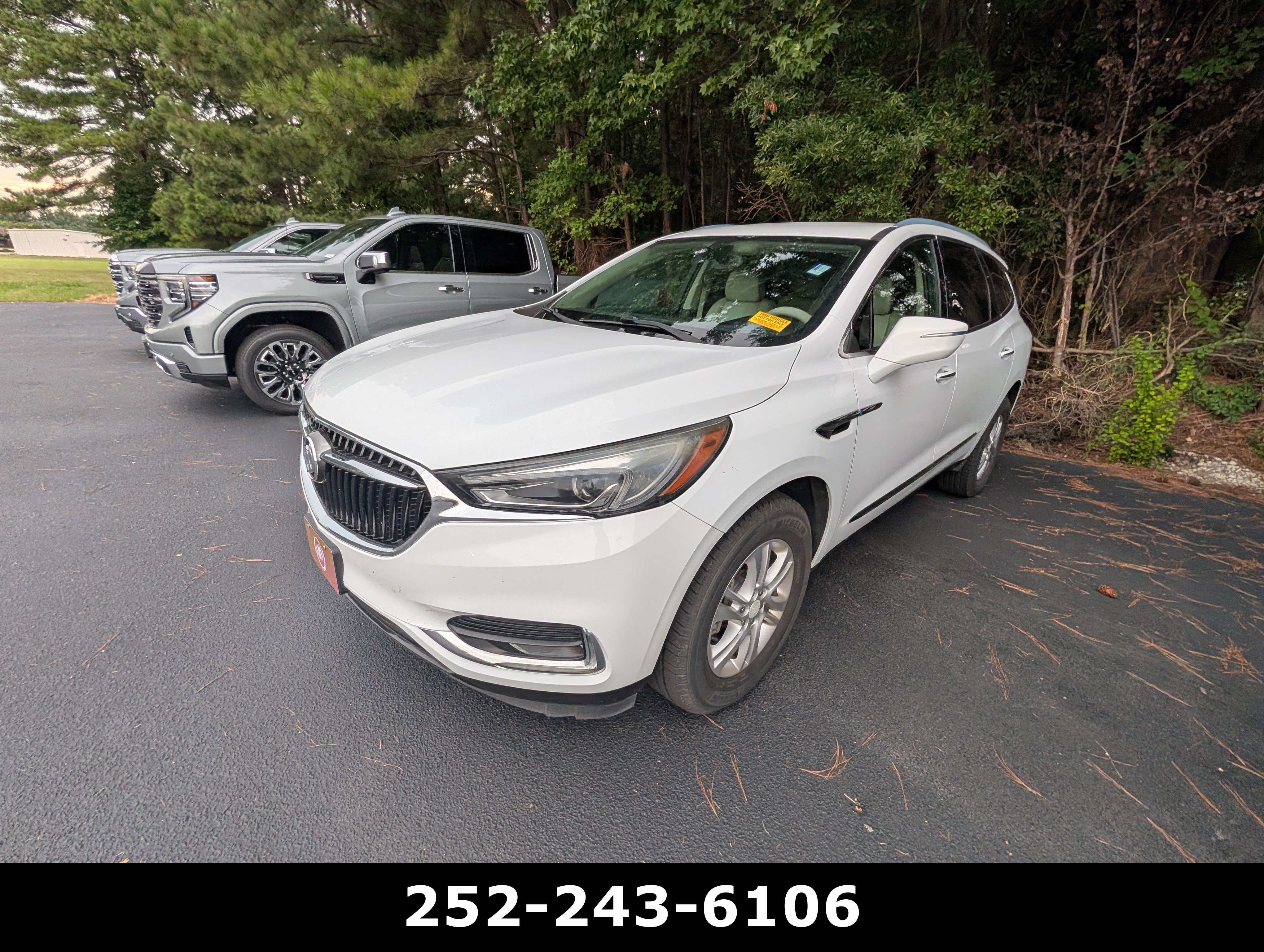 Used 2018 Buick Enclave Essence FWD image 8