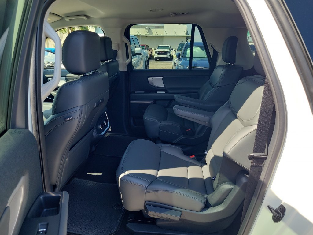 New 2026 Ford Expedition Max Active RWD image 16