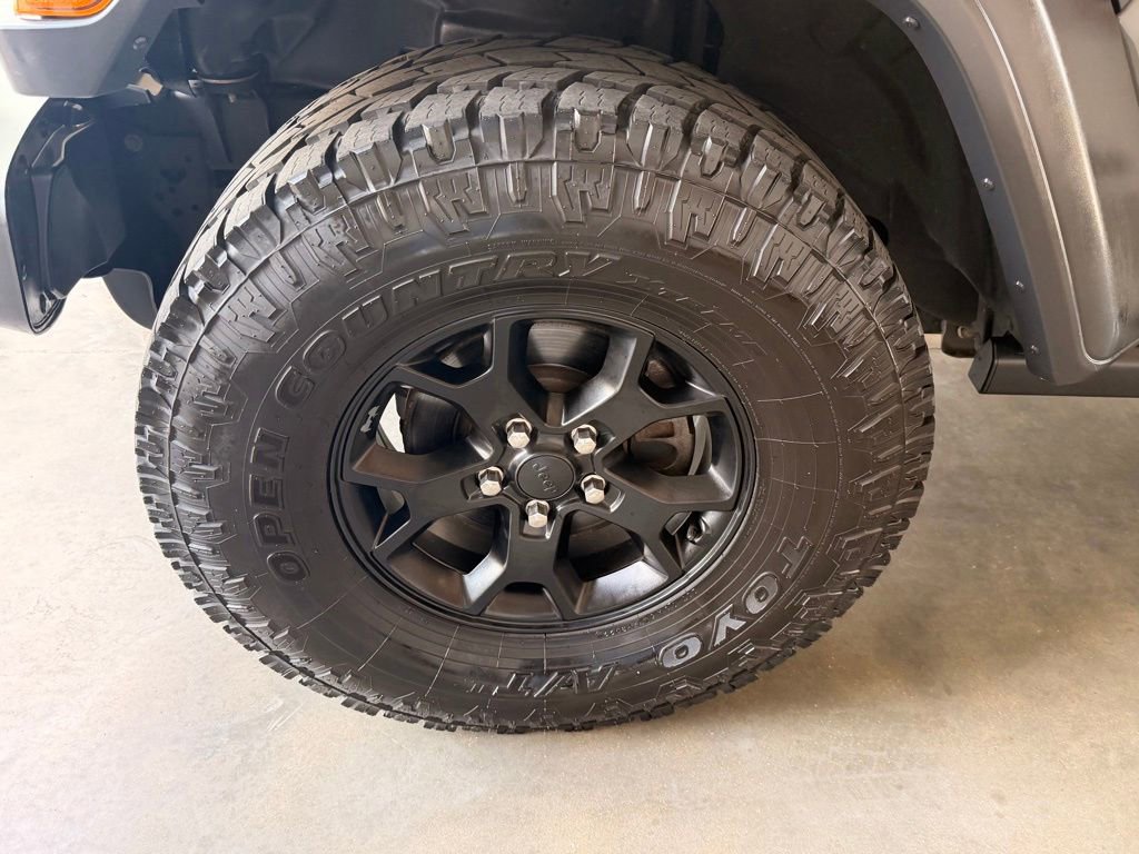 Used 2020 Jeep Wrangler Unlimited Sport image 18