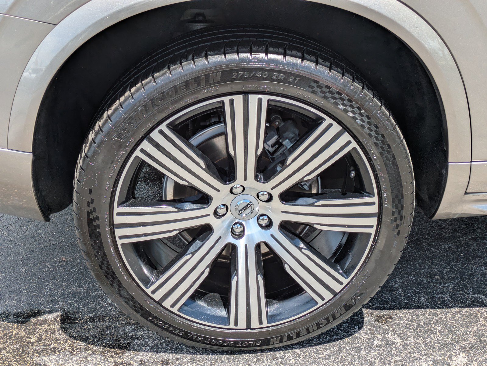Used 2021 Volvo XC90 T6 Inscription AWD/4WD image 9
