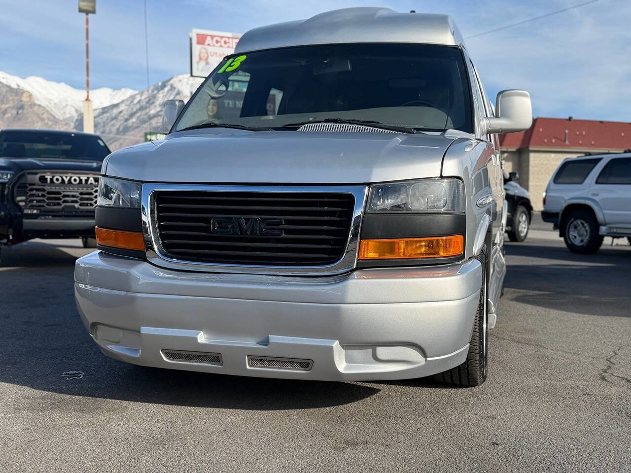 Used 2013 GMC Savana 1500 image 71