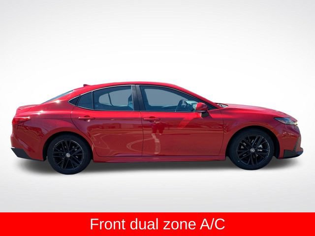 Used 2025 Toyota Camry SE FWD image 2