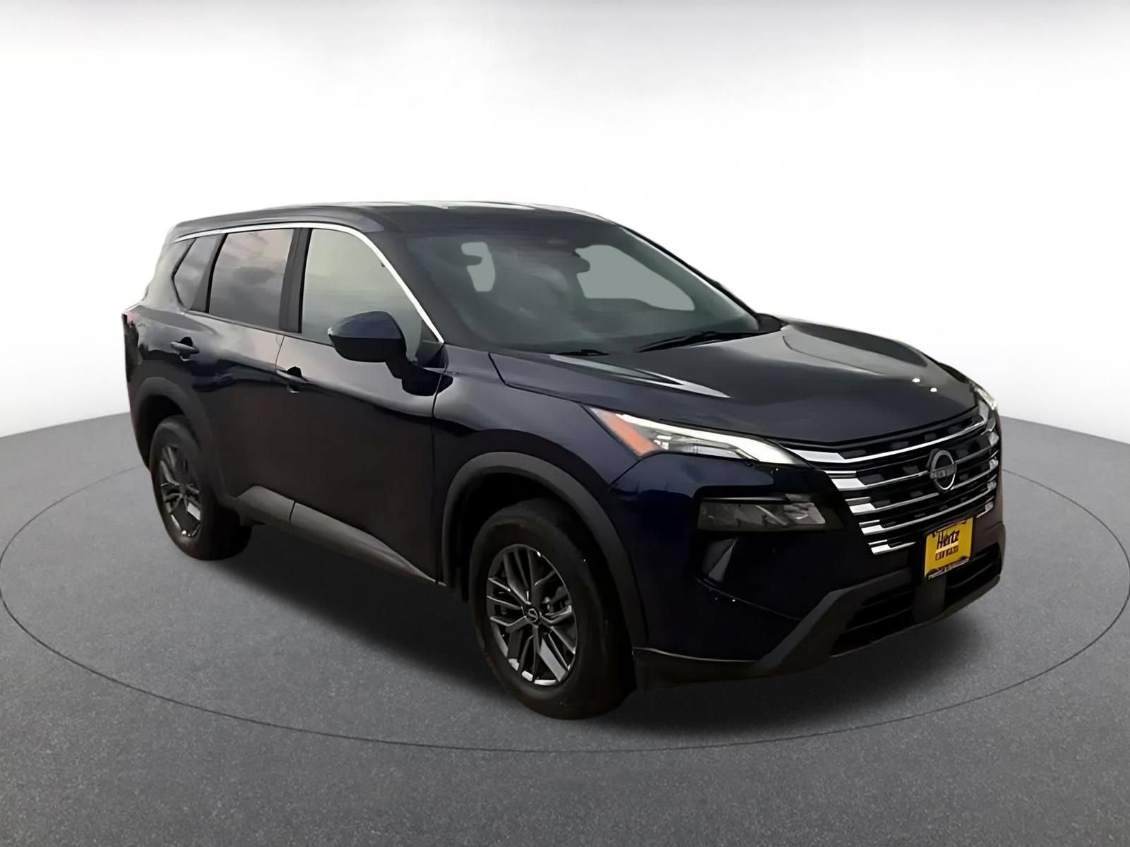 Used 2026 Nissan Rogue SV AWD/4WD image 3