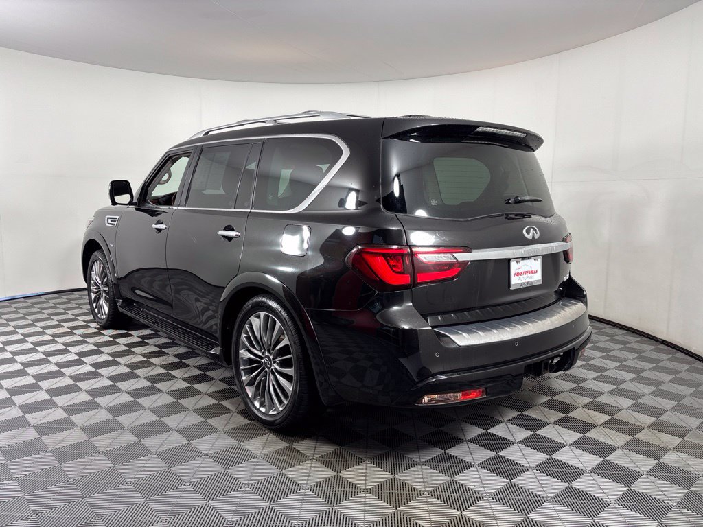 Used 2018 INFINITI QX80 2WD w/ Driver Assistance Package image 16