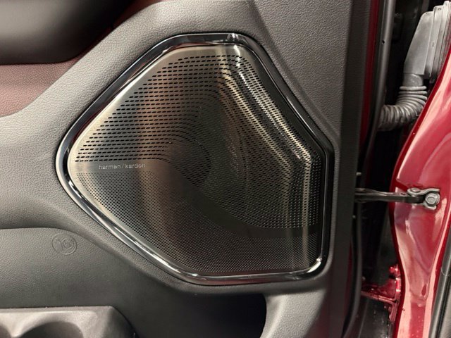 Used 2025 RAM 1500 Limited AWD/4WD image 19
