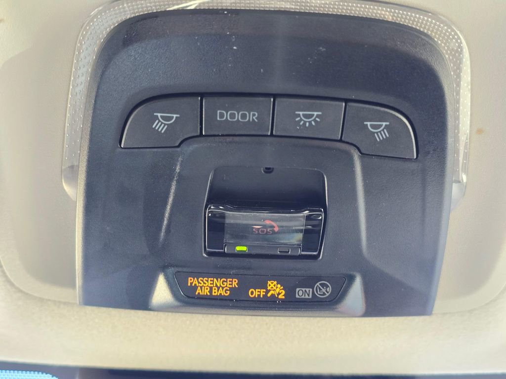 Used 2024 Toyota Corolla LE FWD image 29