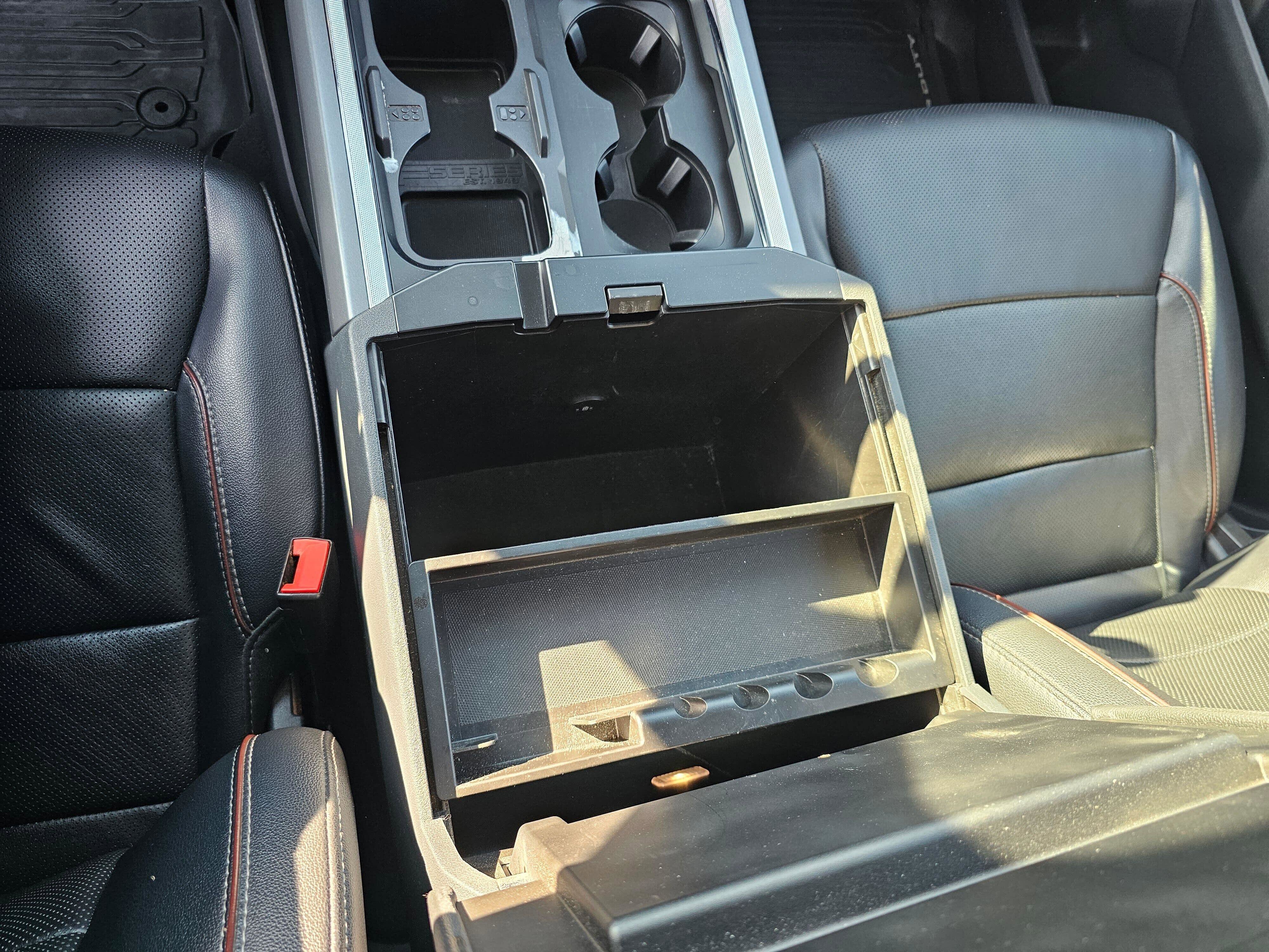 Used 2023 Ford F350 Lariat image 26