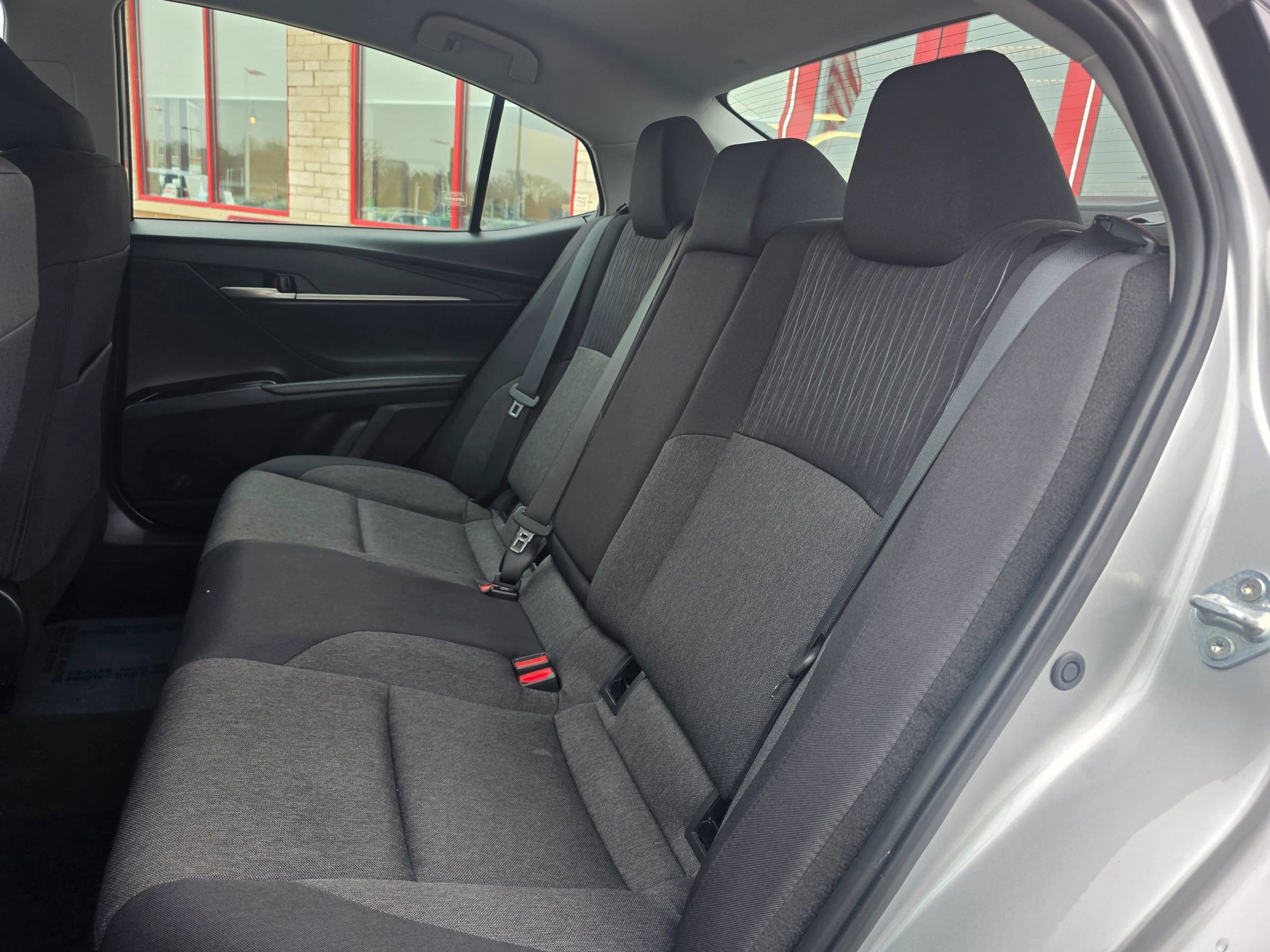 Used 2025 Toyota Camry LE FWD image 8