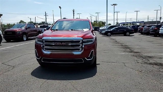 Certified 2023 GMC Acadia SLT image 3