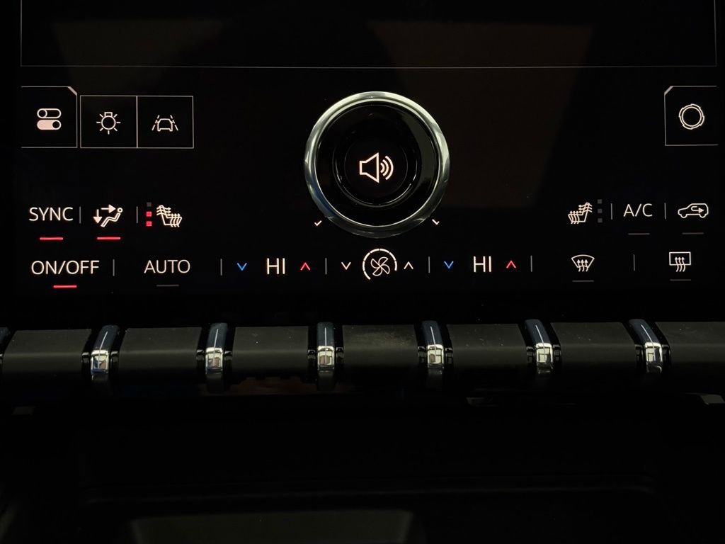 New 2026 GMC Acadia Elevation w/ Elevation Premium Package image 30