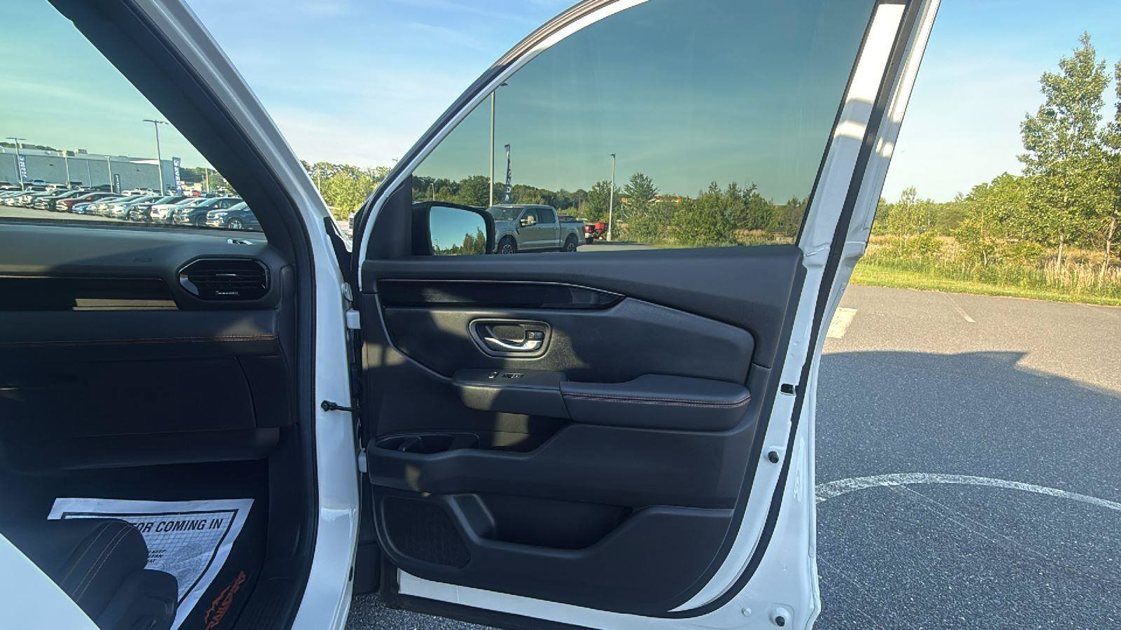 Used 2023 Honda Pilot TrailSport image 19