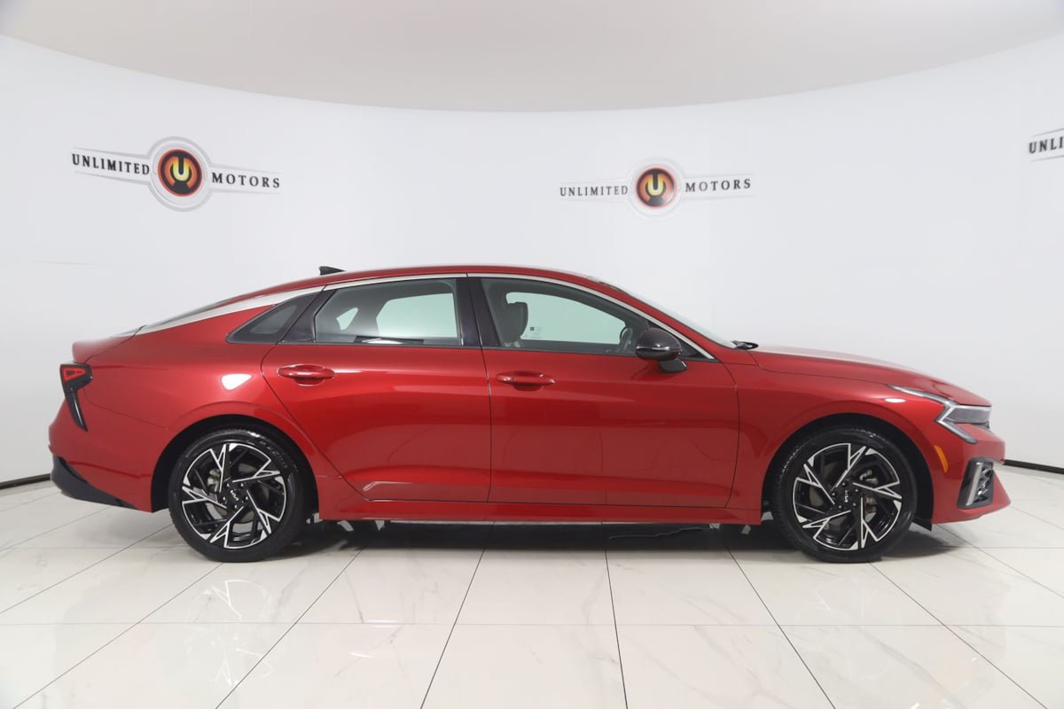 Used 2025 Kia K5 GT-Line AWD/4WD image 2