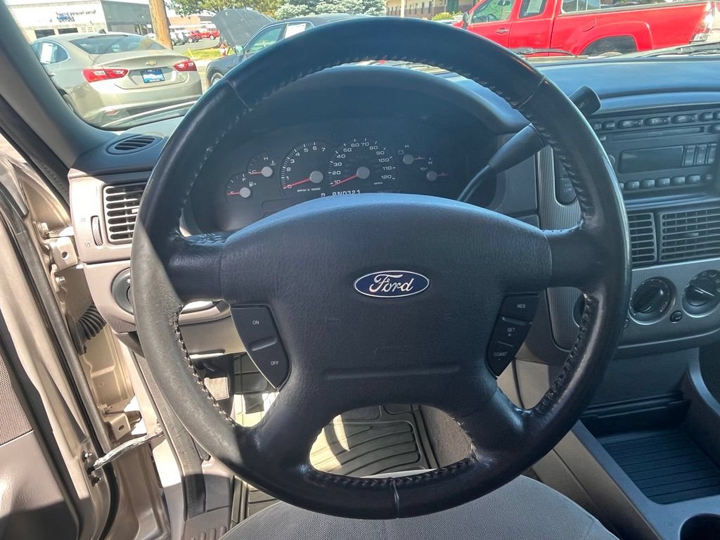 Used 2004 Ford Explorer XLT AWD/4WD image 16