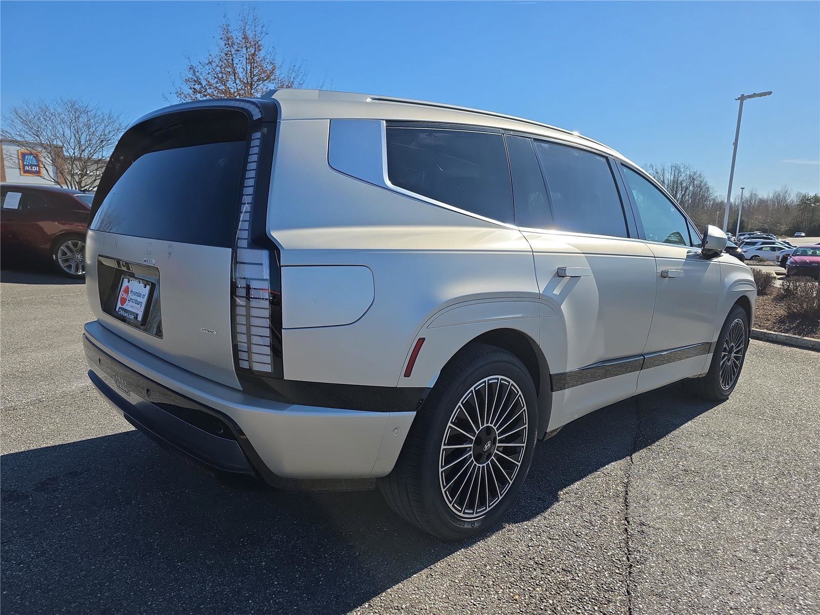 New 2026 Hyundai Ioniq 9 Calligraphy image 4