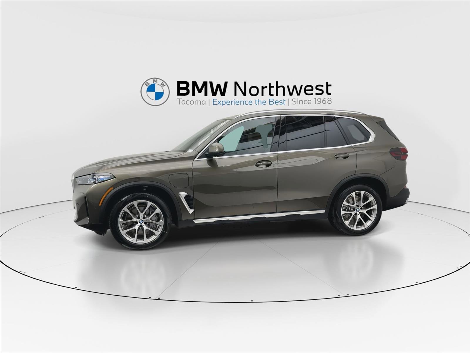 New 2026 BMW X5 xDrive50e AWD/4WD image 10