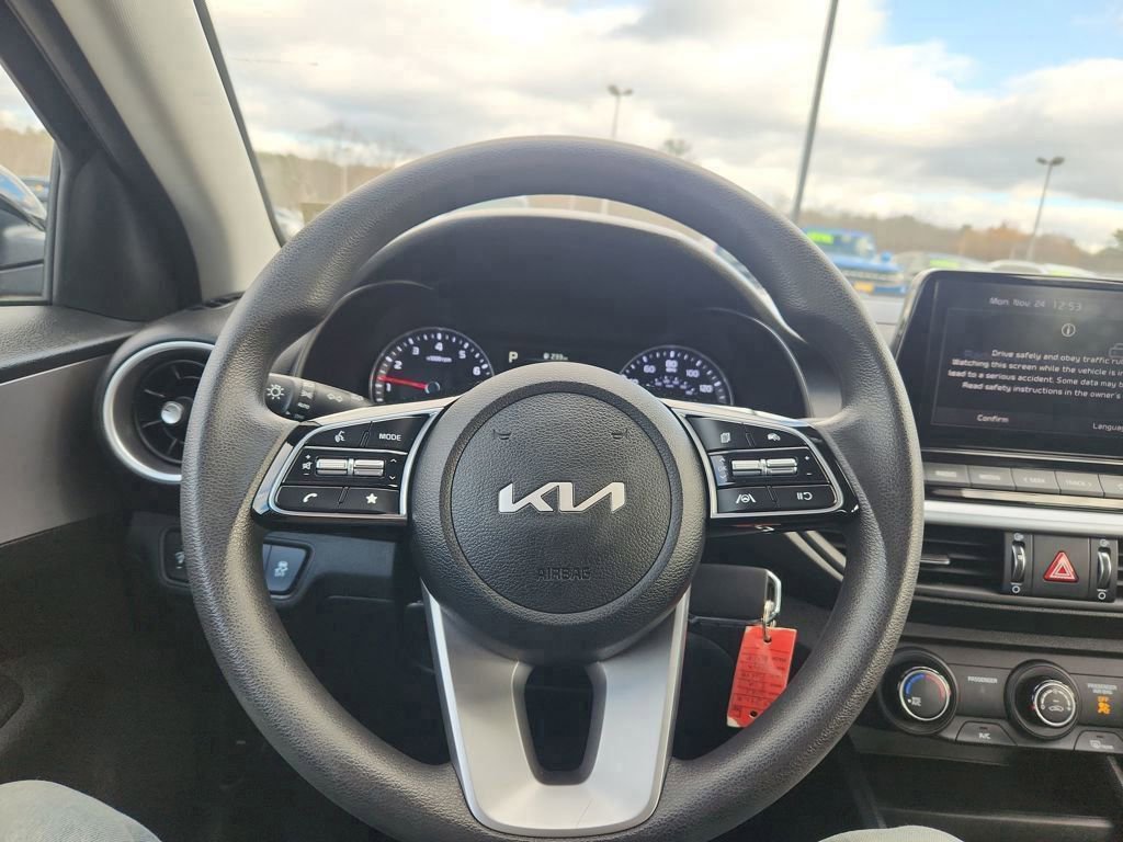 Certified 2023 Kia Forte LXS w/ LXS Technology Package image 14